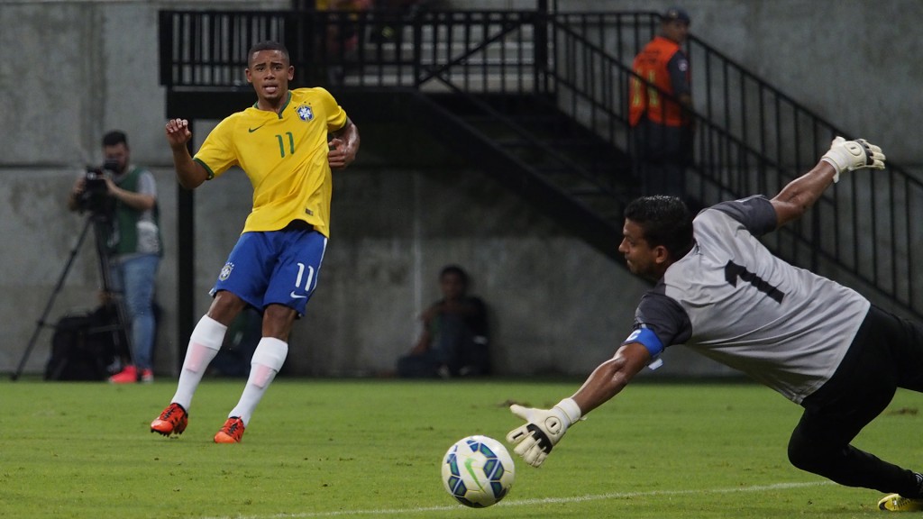 Gabriel Jesus impresses fans of football and footballers worldwide