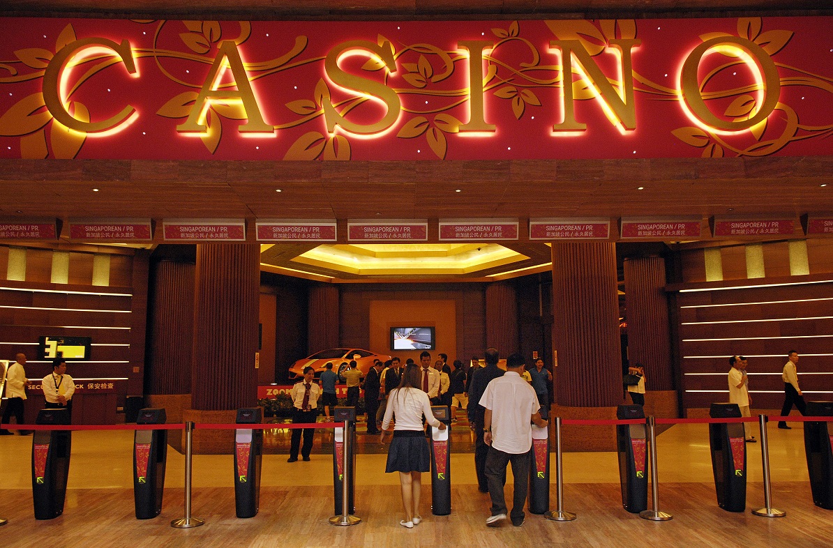 f casino