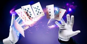 Why All Cards Players Should Try Their Hands at Casino Games