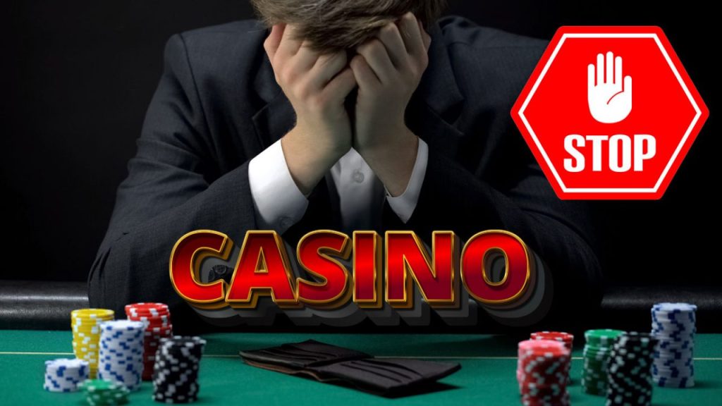 How to Avoid Losing Real Money at Online Casinos