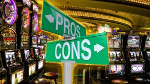 The Pros and Cons of Casino Free Play