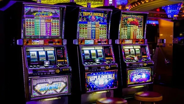 Top 5 Best Retro/Classic-themed Slot Games